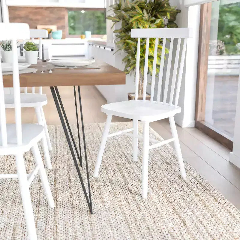 Flash Furniture Ingrid Set di 2 Sedie da Pranzo Windsor per Uso Commerciale, Sedie da Pranzo per Ristorante Senza Braccioli con Schienale a Fuso in Legno Massello