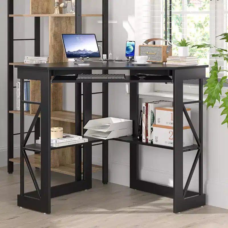 Scrivania ad angolo per computer VECELO da 104 cm con ripiani portaoggetti e stazione di ricarica, scrivania da gamer, scrivania moderna per workstation da ufficio domestico